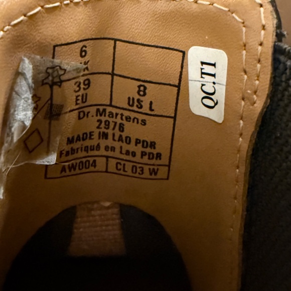 Dr. Martens Black Patent Chelsea boot Size 8 - Picture 7 of 12